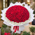 Classic Red Rose Luxury Bouquet – 100 Roses