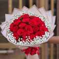 باقة أنيقة من الورود الحمراء – 20 وردة حمراء